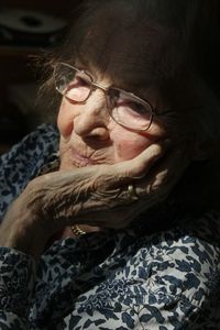 Alte Frau: Exposom-Konzept für Alzheimer (Foto: pixabay, Gerd Altmann)