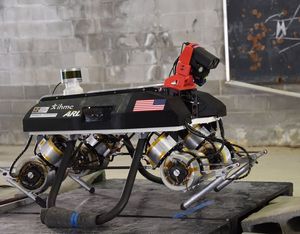 Neuer Vierbeiner: Roboter-Hund für Spezialeinsätze (Foto: U.S. Army/T'Jae Ellis)