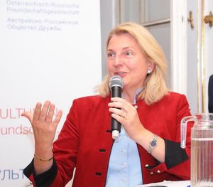 Karin Kneissl: Mehr Diplomatie mit Russland (Foto: twitter.com, Karin Kneissl)