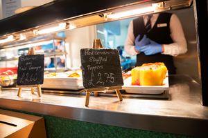 Vegetarisches Angebot einer Mensa in Cambridge (Foto: Nick Saffell)