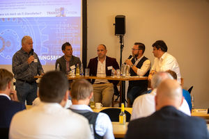 Podiumsdiskussion bei Treffen in Fürstenfeldbruck (Foto: kiwiko eG)