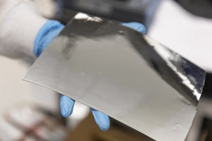 Neue Beschichtung aus Aluminium und Polydimethylsiloxan (Foto: kaust.edu.sa/en)
