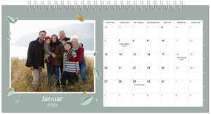 Tischkalender gross mit persönlichen Einträgen (© smartphoto)