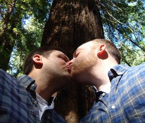 Schwules Paar: Genetik-App sorgt für Wirbel (Foto: pixabay.com, pgbsimon)