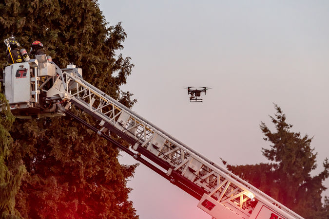 FREQUENTIS und A1: Sichere Drohnenflüge