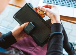 Online-Shopping: Live-Chat erhöht den Absatz (Foto: pixabay.com, JESHOOTS-com)