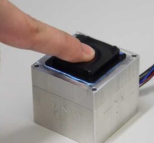 Prototyp des neuen, hochsensibel reagierenden Tastsensors (Foto: ethz.ch)