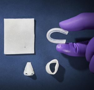 Synthetisches gummiartiges Material (Foto: Anna Lena Lundqvist, chalmers.se)