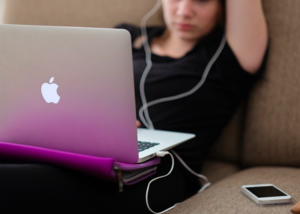 Macbook: Safari lehnt Drittanbieter-Cookies ab (Foto: pixabay.com, Pexels)