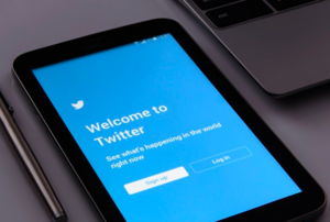 Twitter: Nimmt Usern die Kontrolle (Foto: pixabay.com, PhotoMIX-Company)