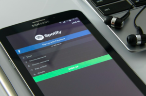 Spotify: betreute Podcast-Playlisten (Foto: pixabay.com, PhotoMIX-Company)