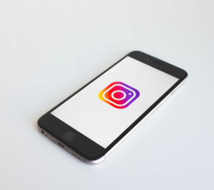 Instagram: User-Netzwerk manipuliert Algorithmus (Foto: unsplash.com, NeONBRAND)