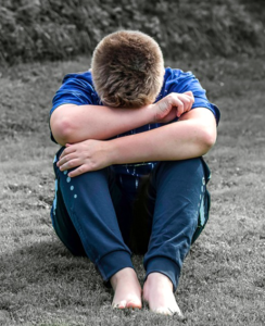 Jugendlicher: Suizidgefahr schwer erkennbar (Foto: pixabay.com, Myriams-Fotos)