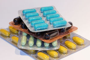 Medikamente: vorwiegend an Männern getestet (Foto: pixelio.de, Andrea Damm)