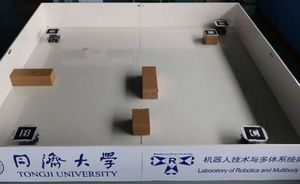 Experiment: Robo-Teams finden multiple Ziele (Foto: Tongji-Universität)