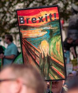 Very shocking: Brexit trifft, was COVID-19 schont (Foto: Fred Moon/unsplash.com)