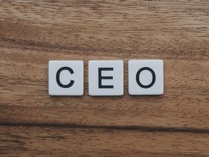 CEO: Name wirkt sich auf Verhalten aus (Foto: pixabay.com, DiggityMarketing)