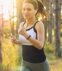 Laufen: Verstärkt Lernfähigkeit und Gedächtnis (Foto: pixabay.com, StockSnap)