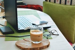 Home Office: Büros werden überflüssig (Foto: unsplash.com, Djurdjica Boskovic)