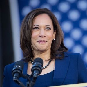 Kamala Harris: Sie redet mehr über Wirtschaft (Foto: twitter.com, Kamala Harris)