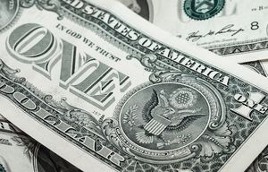 Dollar-Noten: Wert bleibt auch nach der Wahl schwach (Foto: pixabay.com, TBIT)