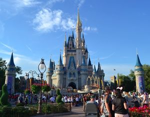 Disneyland: 32.000 Angestellte müssen gehen (Foto: pixabay.com, donformigone1)