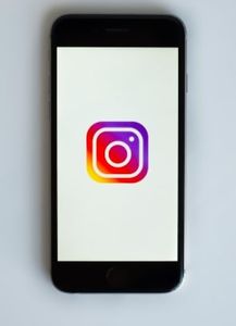 Instagram: Brand-Werbung in Influencer-Accounts (Foto: unsplash.com, NeONBRAND)
