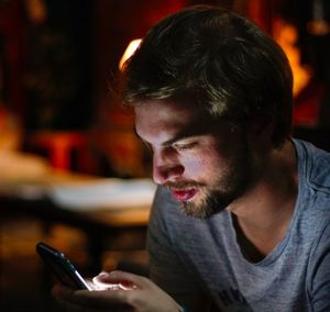 Smartphone: Push-Nachrichten kein Suchtfaktor (Foto: unsplash.com, Eddy Billard) Smartphone: Push-Nachrichten kein Suchtfaktor (Foto: unsplash.com, Eddy Billard)