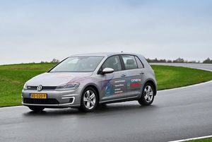 Ein Testfahrzeug mit dem neuen Antriebsstrang (Foto: bosch.de)