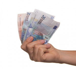 Geld: Crowdfunding für guten Zweck attraktiv (Foto: pixabay.com, niekverlaan)