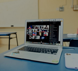 Zoom: Angreifer oft Insider, die Chaos stiften (Foto: unsplash.com, lucas law)