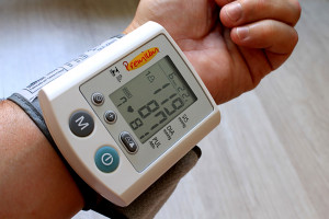 Blutdruckmessung: Kontrolle sehr wichtig (Foto: pixabay.com, Adriano Gadini)