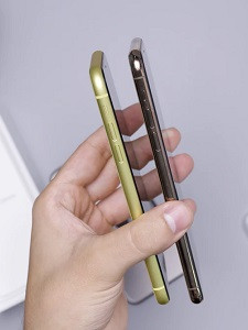 Smartphones: Zum Abgleichen einfach drehen (Foto: Daniel Romero, unsplash.com)