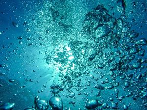 Luftblasen: Weltmeere sinken immer weiter ab (Foto: pixabay.com, MartinStr)