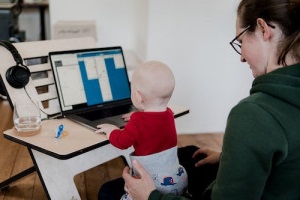 Keine Trennung zwischen Job und Familie (Foto: pixabay.com, Standsome) Keine Trennung zwischen Job und Familie (Foto: pixabay.com, Standsome)