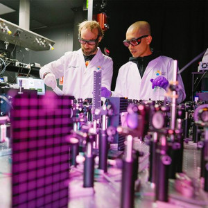 Forschungsarbeiten im Kaust-Solarcenter (Foto: kaust.edu.sa/en) Forschungsarbeiten im Kaust-Solarcenter (Foto: kaust.edu.sa/en)