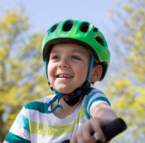 Viel Freude mit dem neuen Rad  (Foto: CAP-Kindersicherheit GmbH)