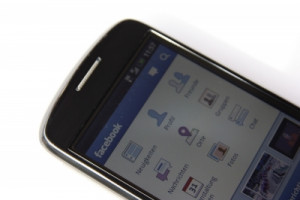 Smartphone: Corona ändert Nutzung der sozialen Medien (Foto: F. Gopp/pixelio.de)