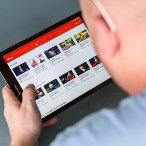 YouTube: User kommunizieren mit politischem Gegner (Foto: jarmoluk, pixabay.com)