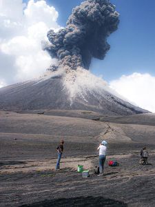 Ausbruch des Vulkans Karymsky Kamchatka (Foto: Thomas Walter, gfz-potsdam.de)