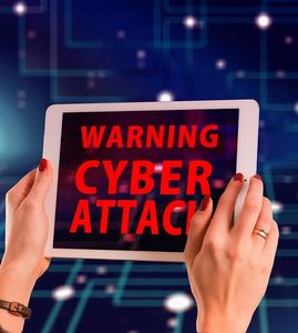 Cyber-Angriff: Viele deutsche Firmen rechnen damit (Foto: pixabay.com, geralt)