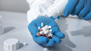 Antibiotika: Einnahme nur wenn notwendig (Foto: pixabay.com, AVAKA photo)