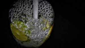 Getränk: Schwermetalle aus Trinkwasser entfernt (Foto: Mylene2401, pixabay.com)