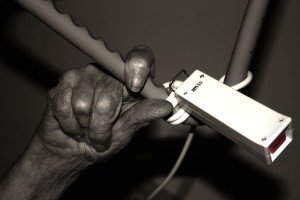 Hand: Ältere in Psychiatrien öfter fixiert (Foto: pixabay.com, Gerd Altmann)