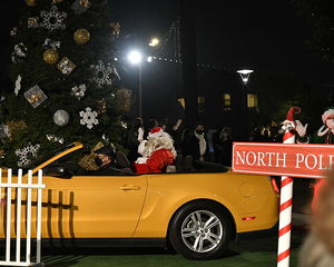 Cabrio mit Santa Claus in L.A. (Foto: Scientology)
