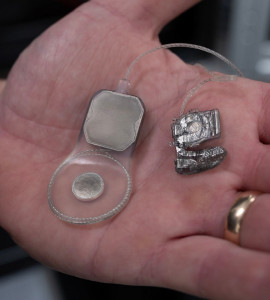 So sehen die Komponenten des künstlichen Auges aus (Foto: sydney.edu.au) So sehen die Komponenten des künstlichen Auges aus (Foto: sydney.edu.au)