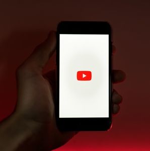 YouTube: Content-ID entdeckt Verletzungen (Foto: Szabo Viktor, unsplash.com)