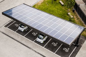 PV-Anlage und Ladesäulen effizient verbunden (Foto: Schneider Electric)