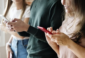 Social-Media-Nutzer: Dienste oft genutzt, doch wenig geachtet (Foto: usf.edu) Social-Media-Nutzer: Dienste oft genutzt, doch wenig geachtet (Foto: usf.edu)