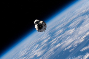 Weltraum: eine SpaceX-Raumkapsel in Aktion (Foto: spacex.com)